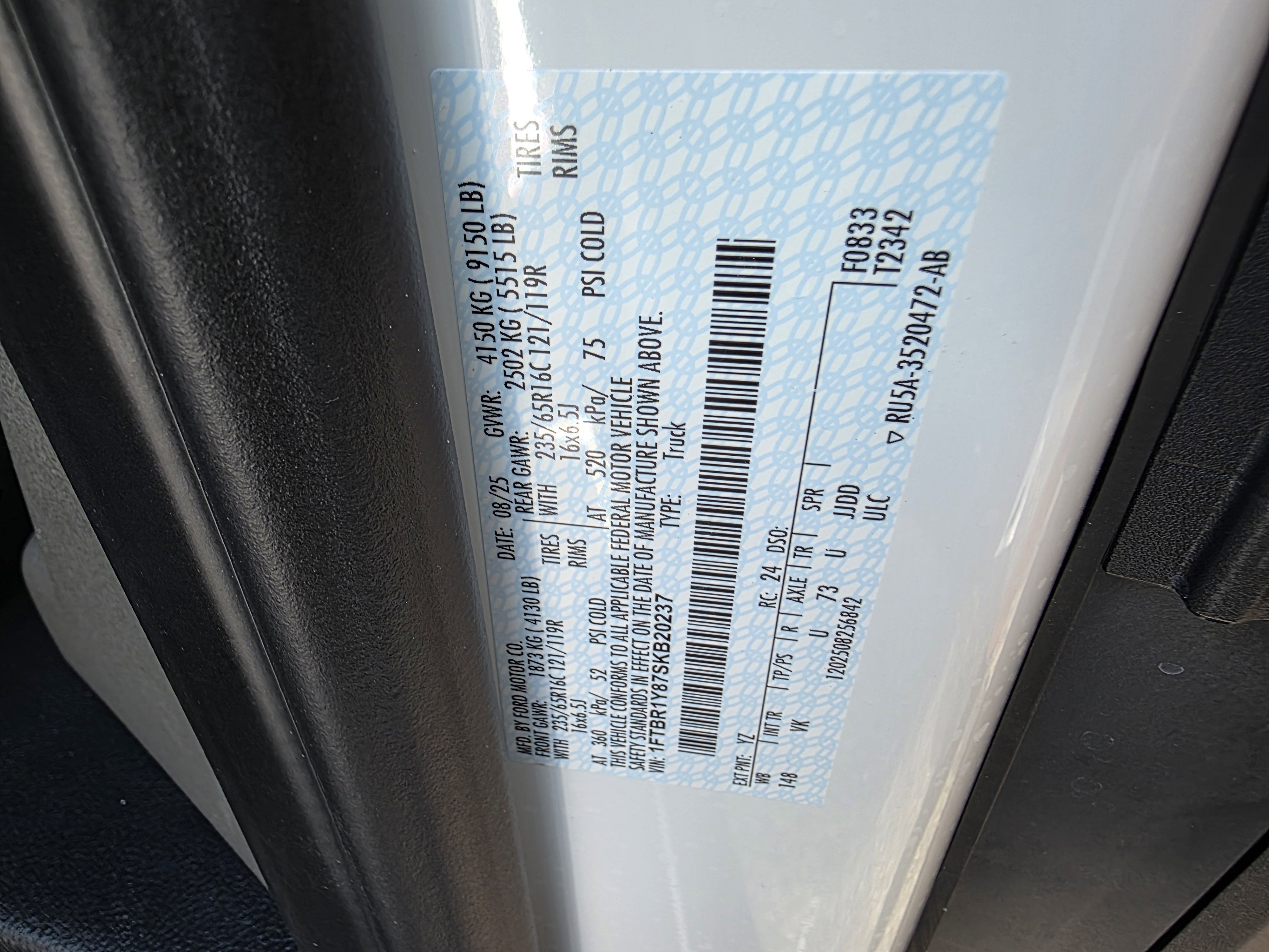 2025 Ford Transit-250 XL