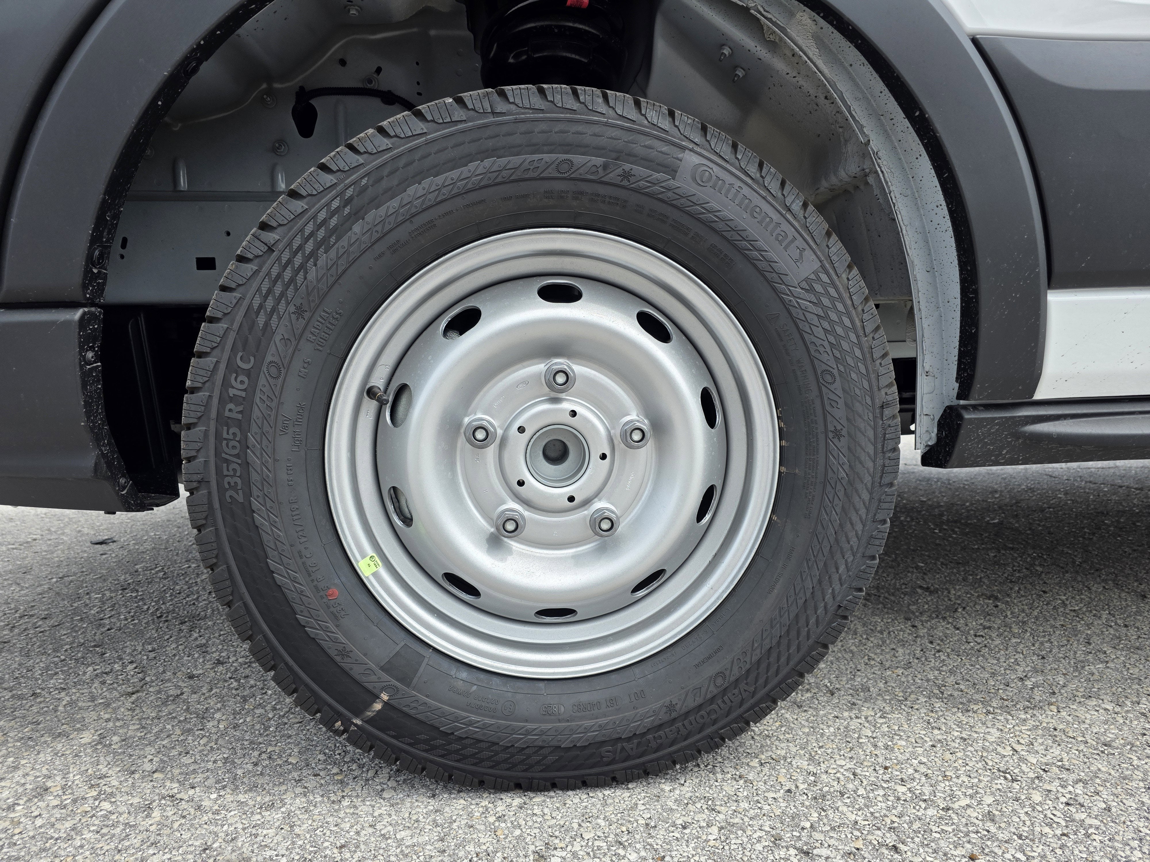 2025 Ford Transit-250 XL