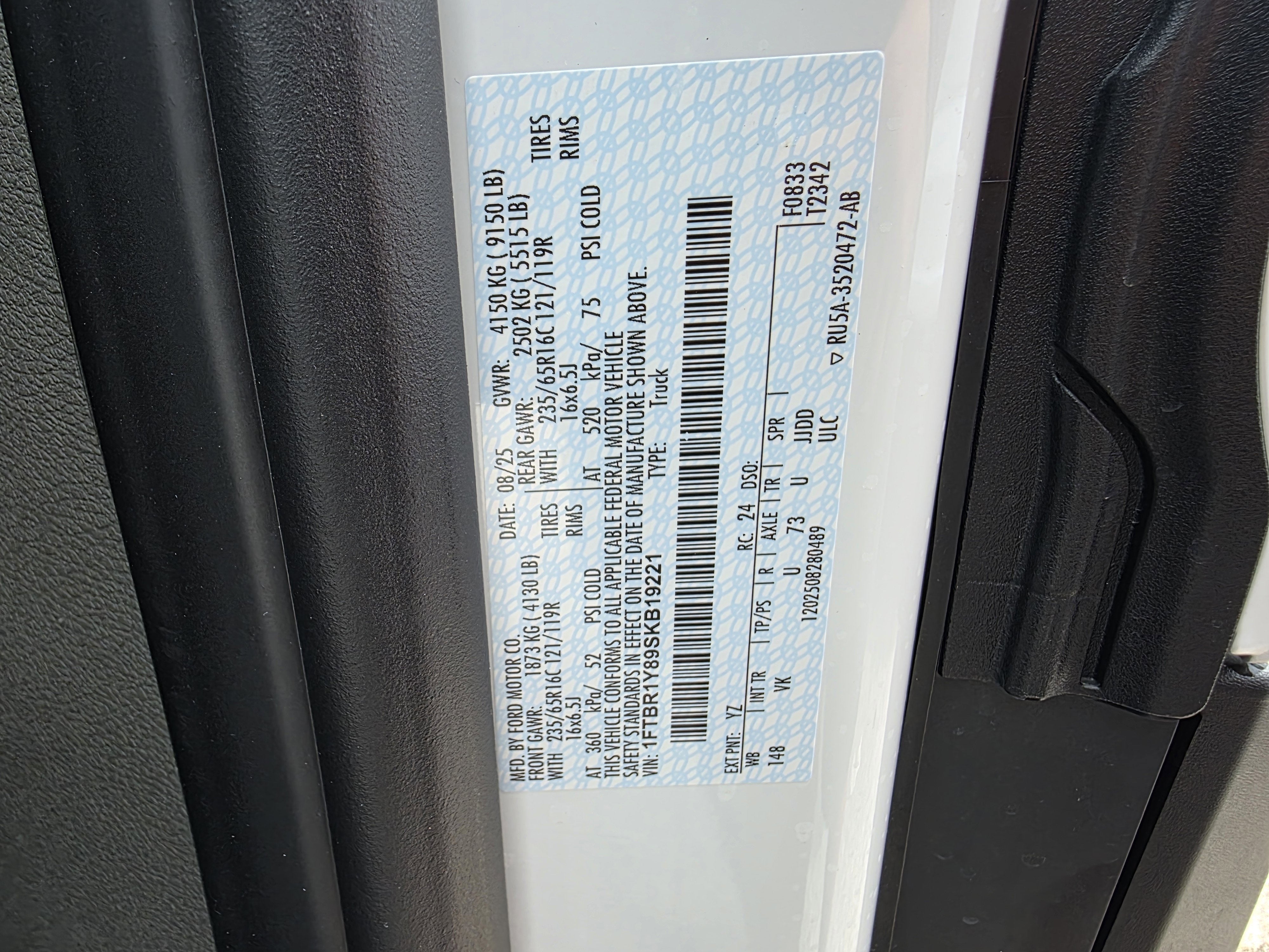 2025 Ford Transit-250 XL