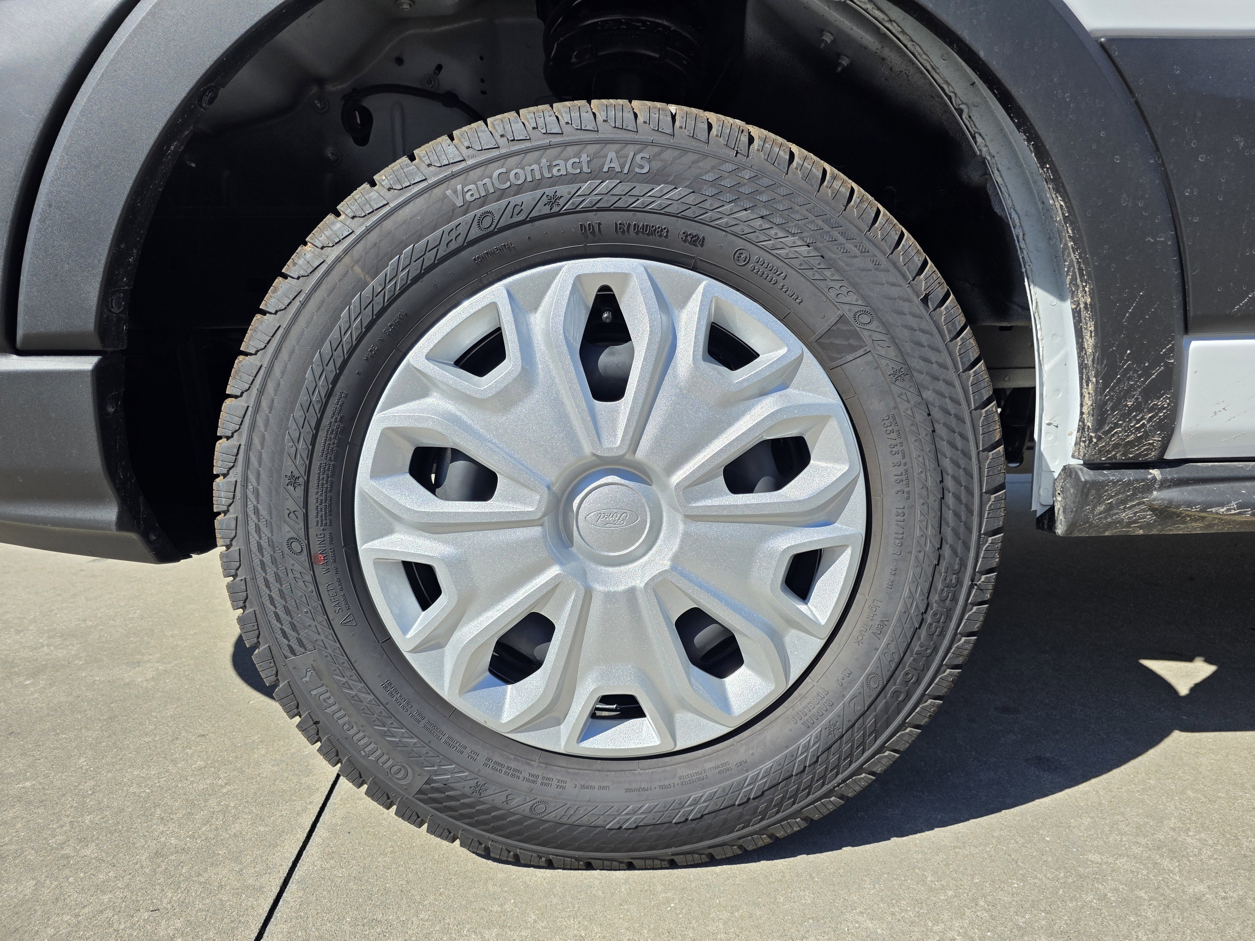 2025 Ford Transit-350 XL