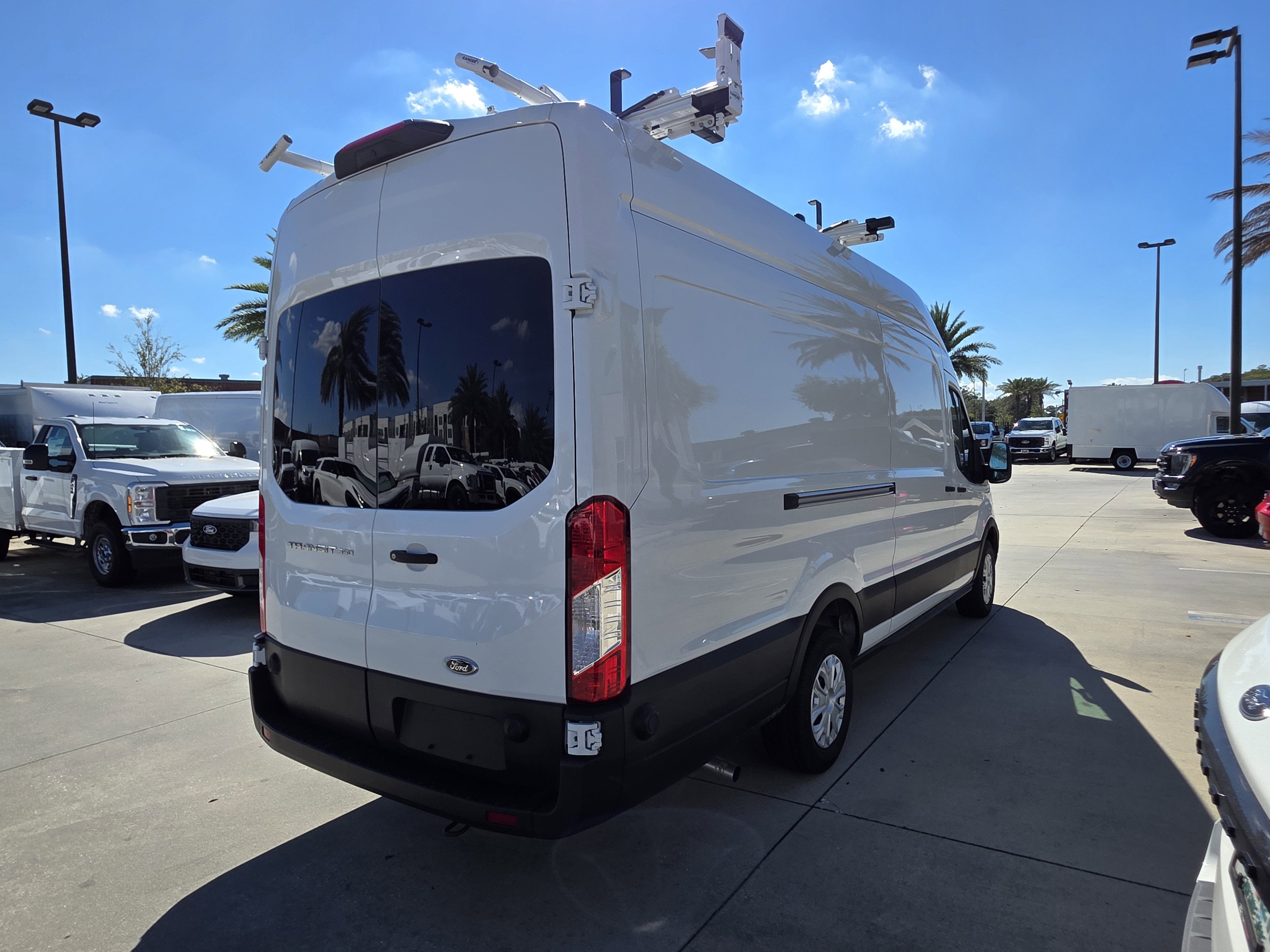 2025 Ford Transit-350 XL